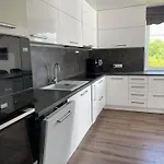 Gate 1 Bnb, 177 House Nr,