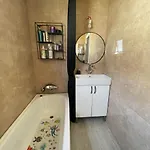 Gate 1 Bnb, 177 House Nr, * Maloy