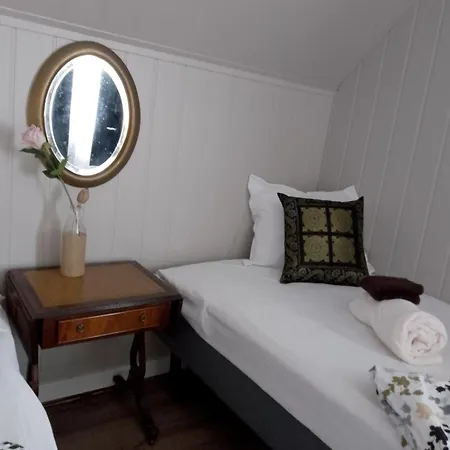 Oda ve Kahvaltı Gate 1 Bnb, 177 House Nr,