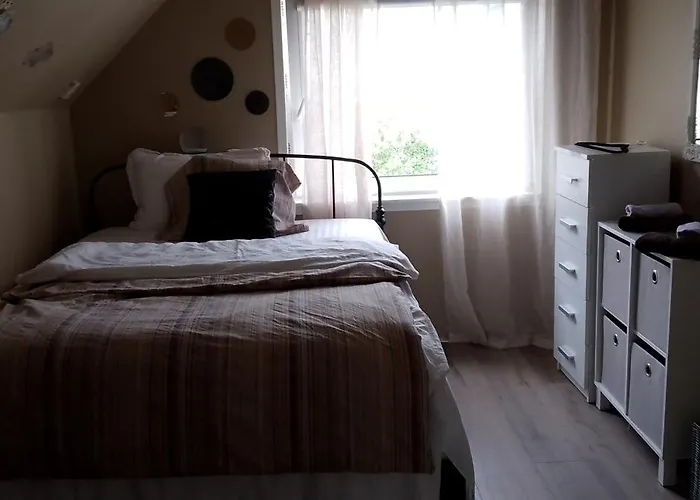 Gate 1 Bnb, 177 House Nr, *