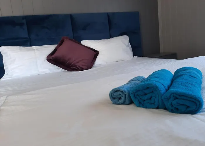 Gate 1 Bnb, 177 House Nr, * Maloy